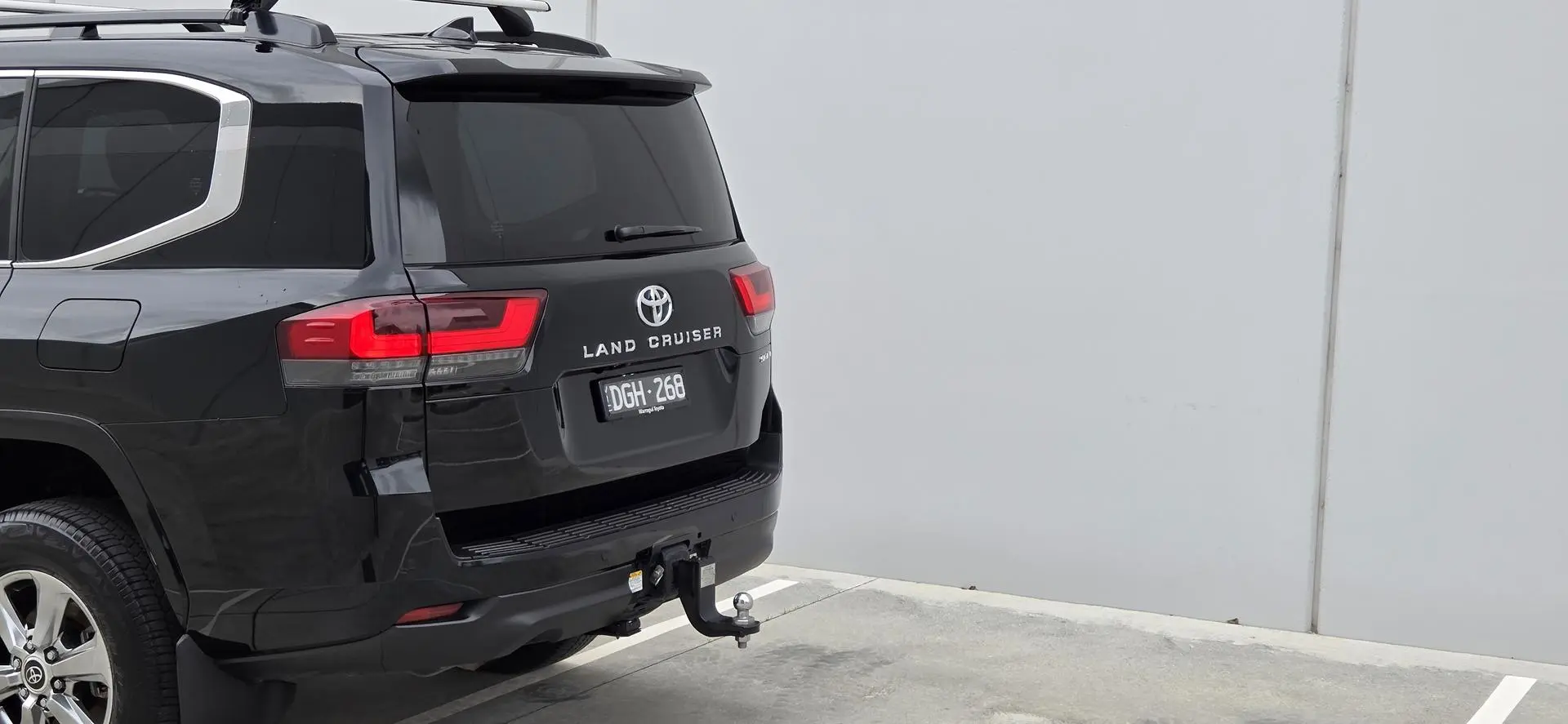 2024 Toyota Landcruiser Gallery Image 6
