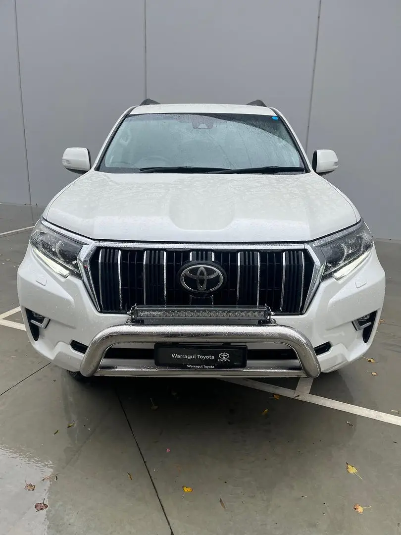 2018 Toyota Landcruiser Prado Gallery Image 2