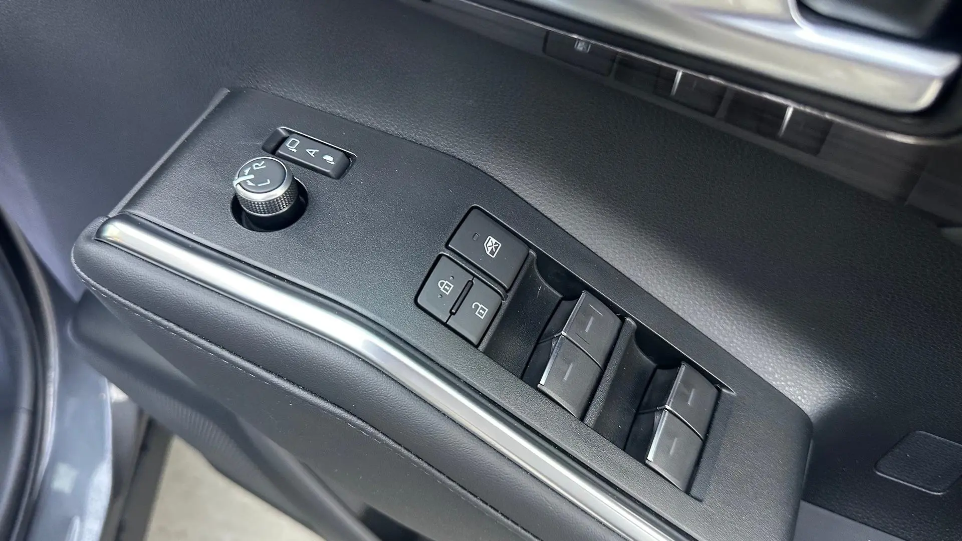 2025 Toyota Kluger Gallery Image 13