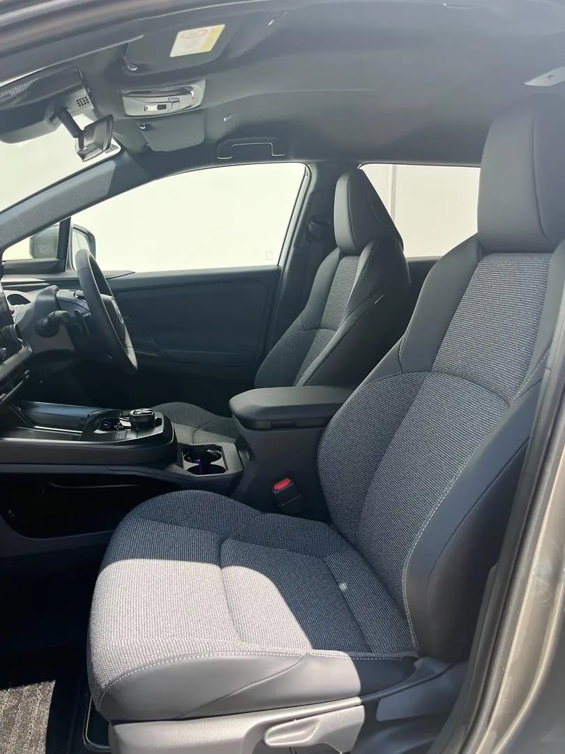 2025 Toyota bZ4X Gallery Image 7