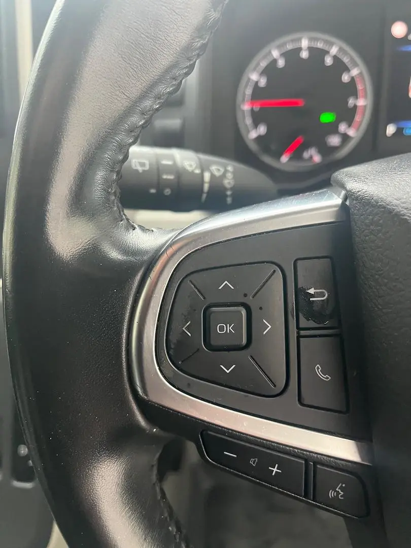 2019 Toyota Hiace Gallery Image 20