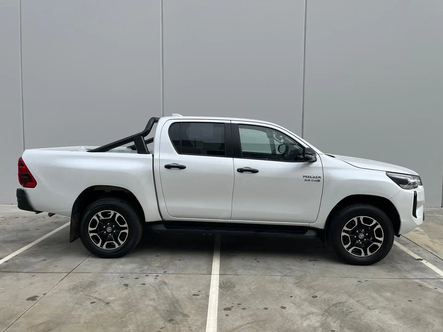 2025 Toyota Hilux Gallery Image 14