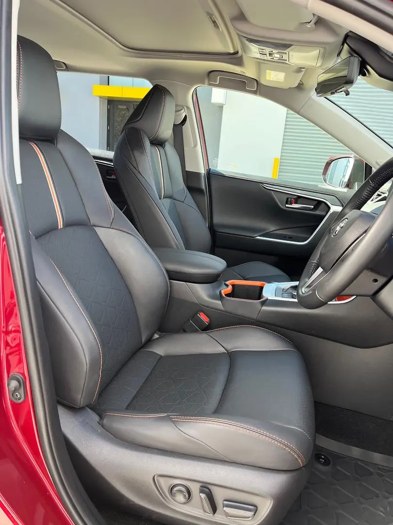 2023 Toyota RAV4 Gallery Image 16