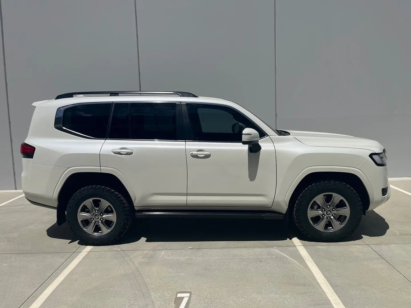 2022 Toyota Landcruiser Gallery Image 13