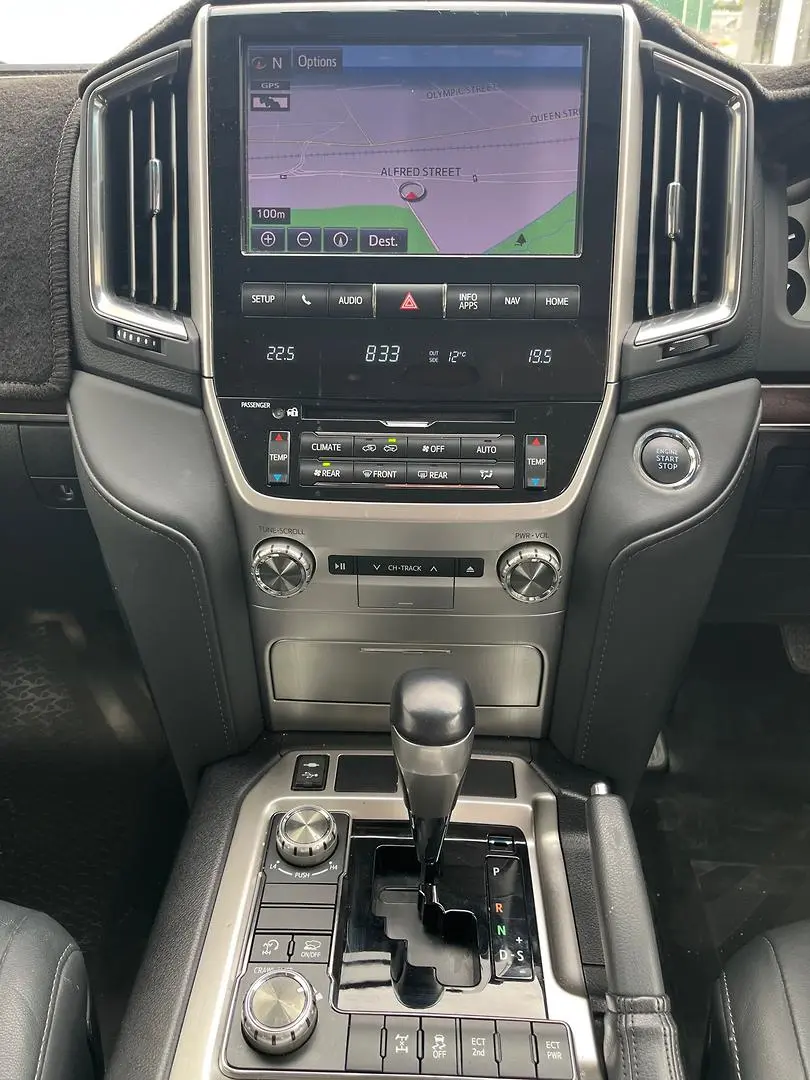 2020 Toyota Landcruiser Gallery Image 23