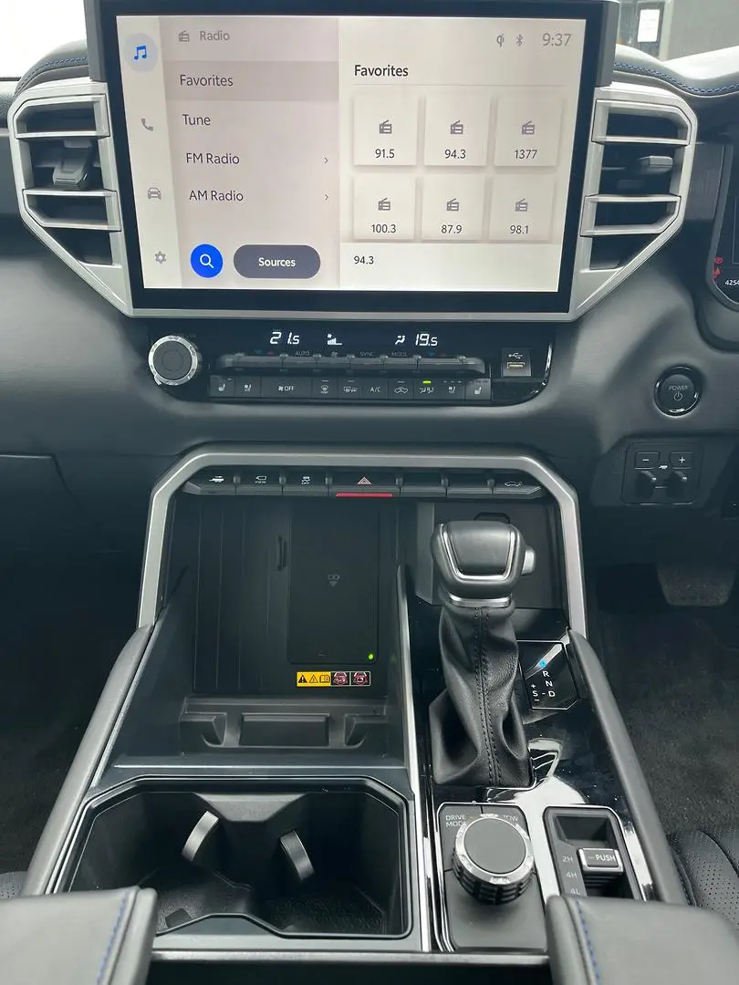 2025 Toyota Tundra Gallery Image 24