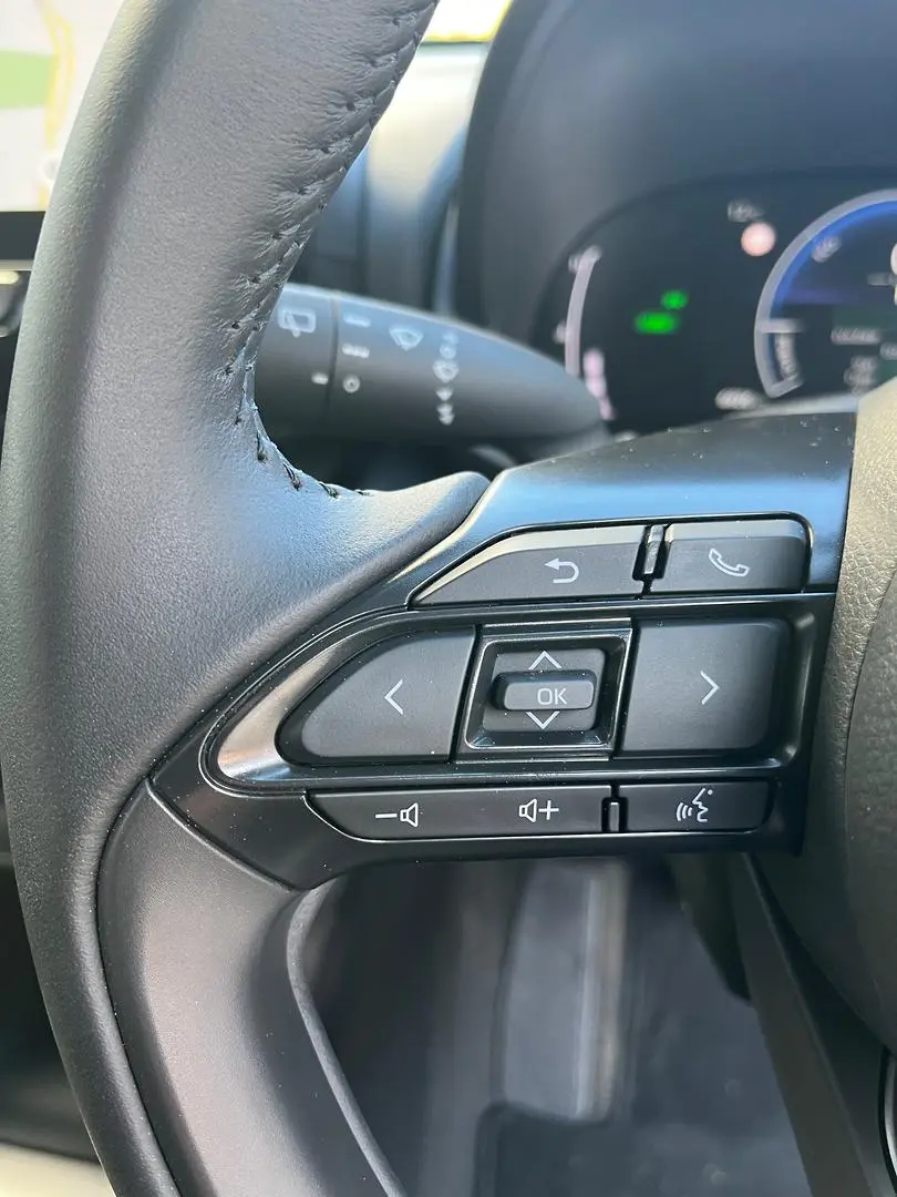 2025 Toyota Yaris Cross Gallery Image 22
