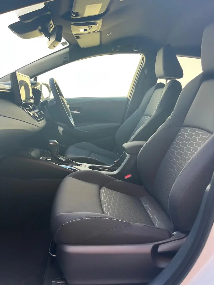 2025 Toyota Corolla Gallery Image 7