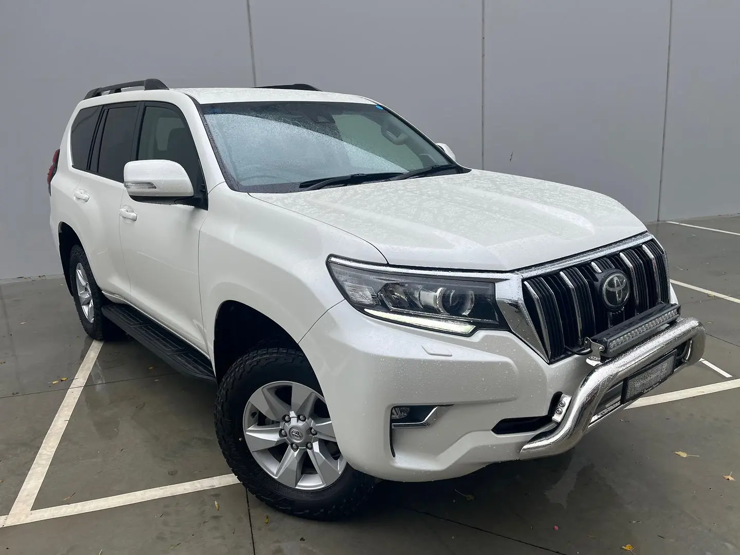 2018 Toyota Landcruiser Prado Gallery Image 1