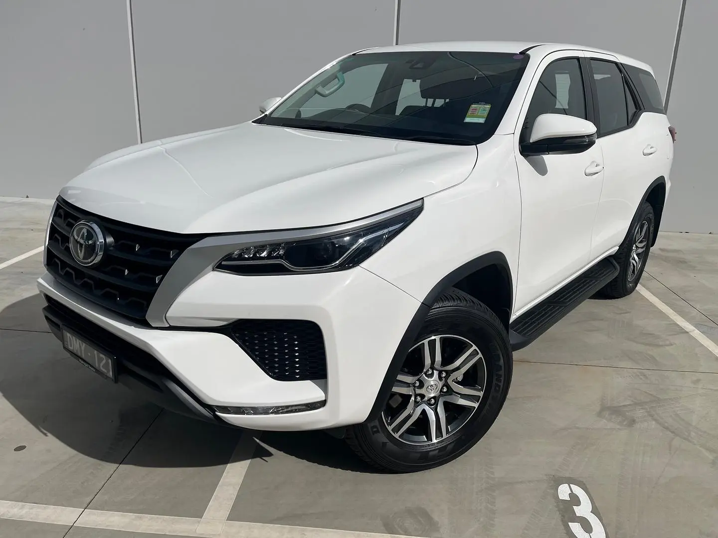 2025 Toyota Fortuner Gallery Image 3