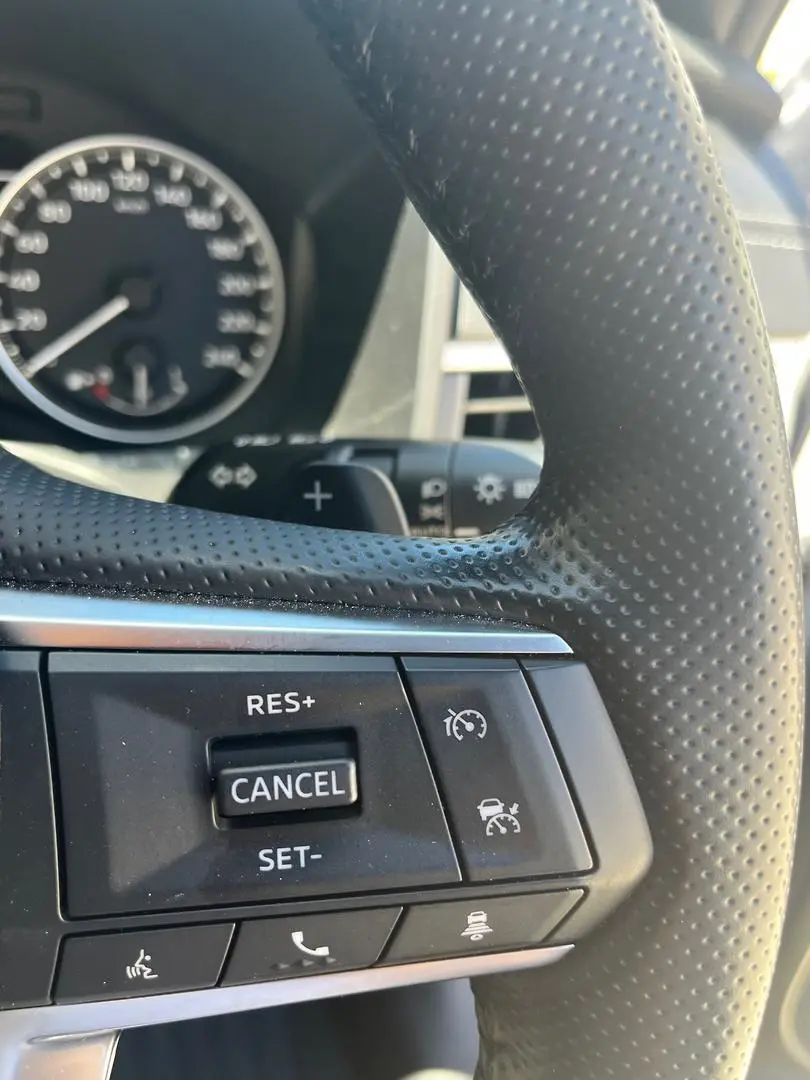 2024 Mitsubishi Outlander Gallery Image 24