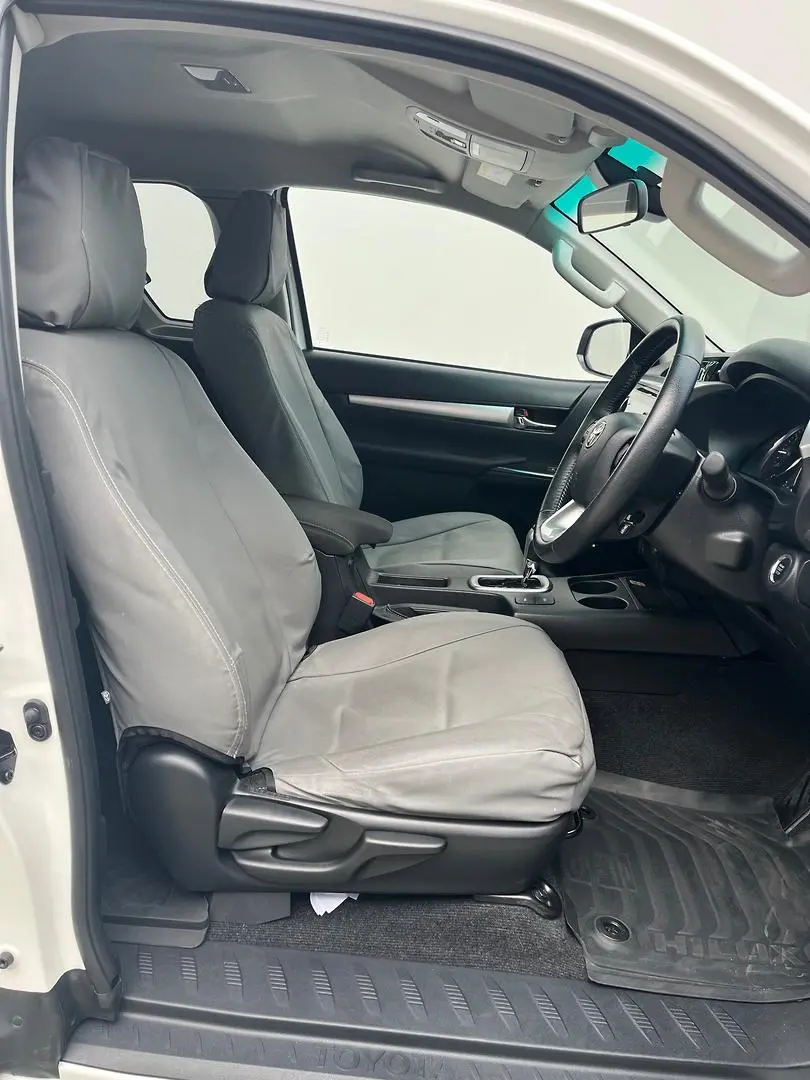 2024 Toyota Hilux Gallery Image 18