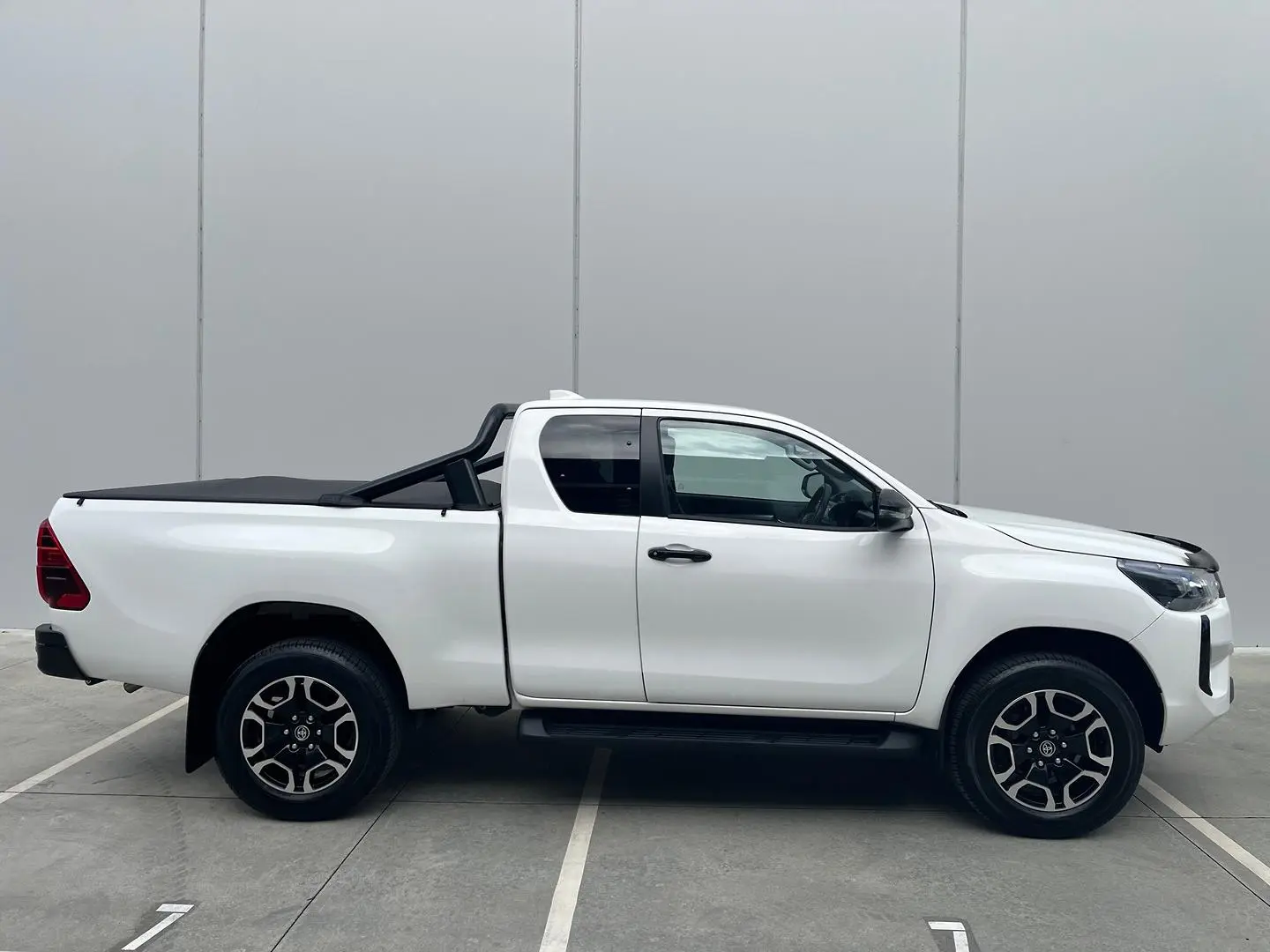 2024 Toyota Hilux Gallery Image 26