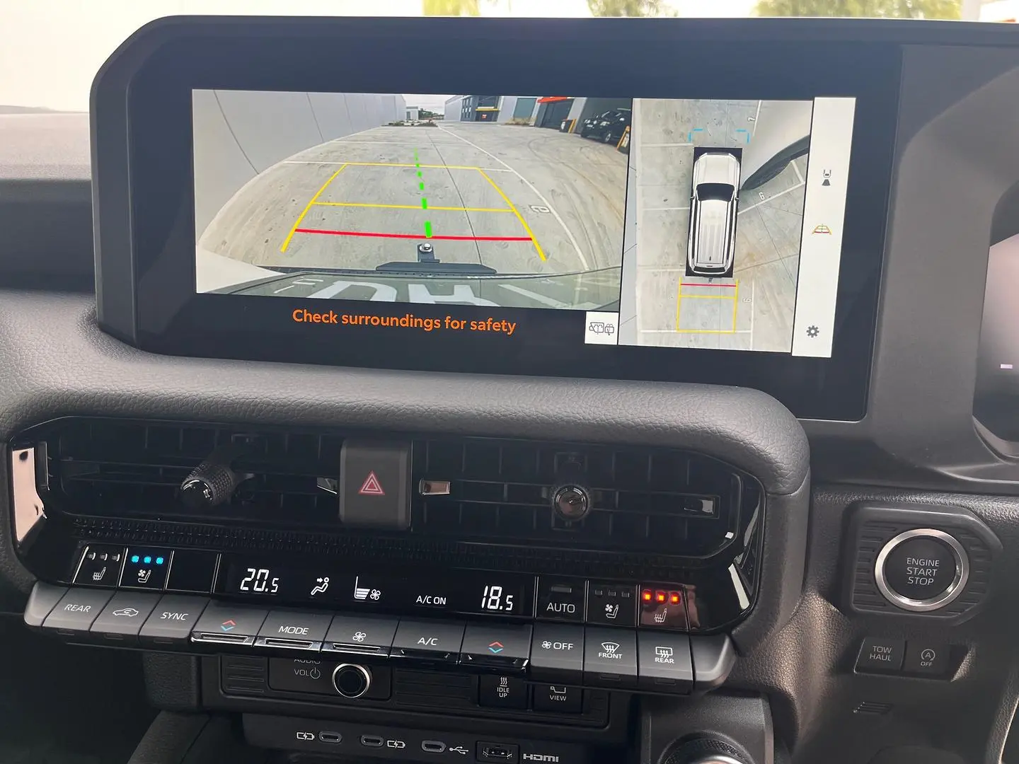 2025 Toyota Landcruiser Prado Gallery Image 19