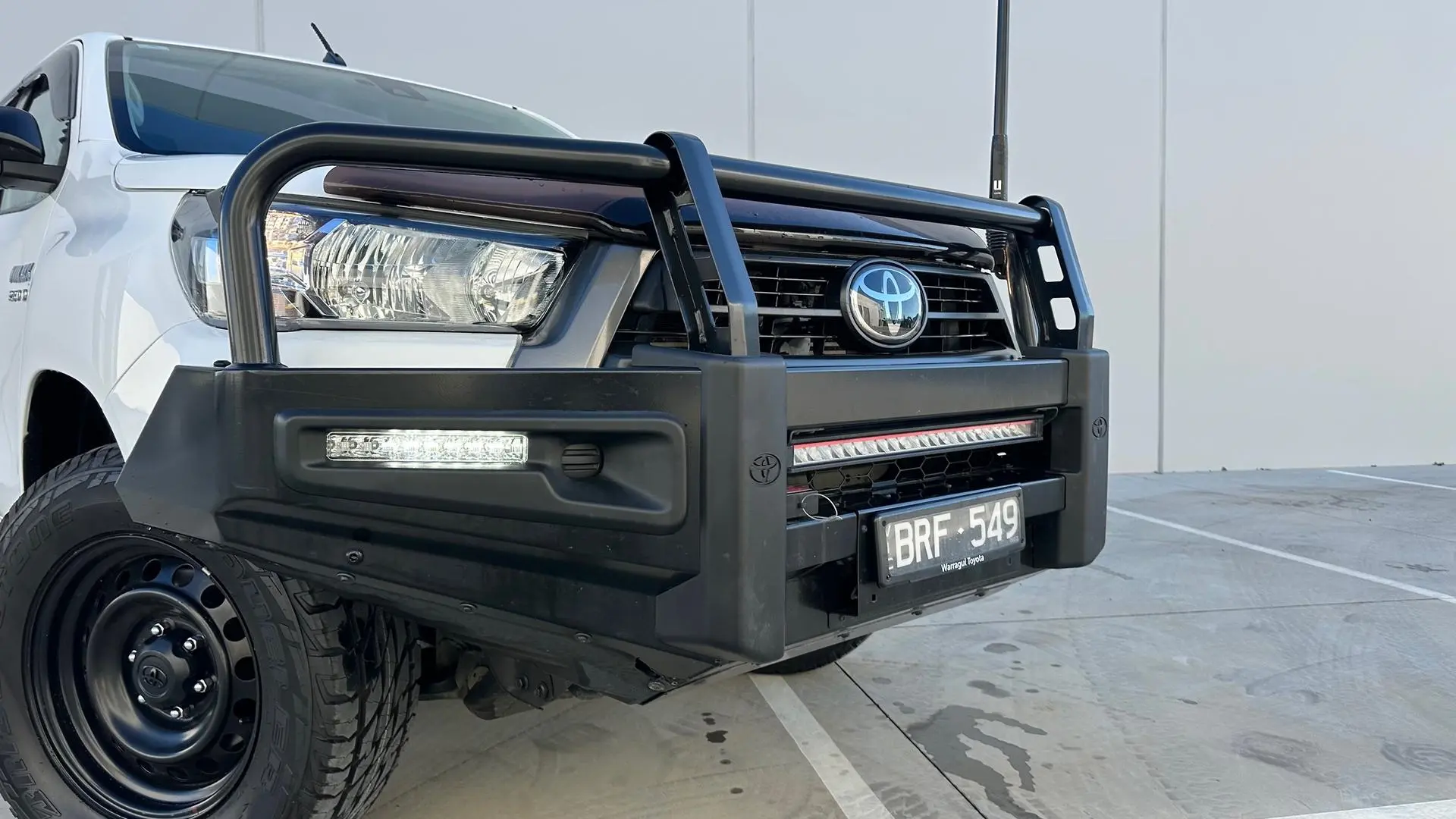 2021 Toyota Hilux Gallery Image 4