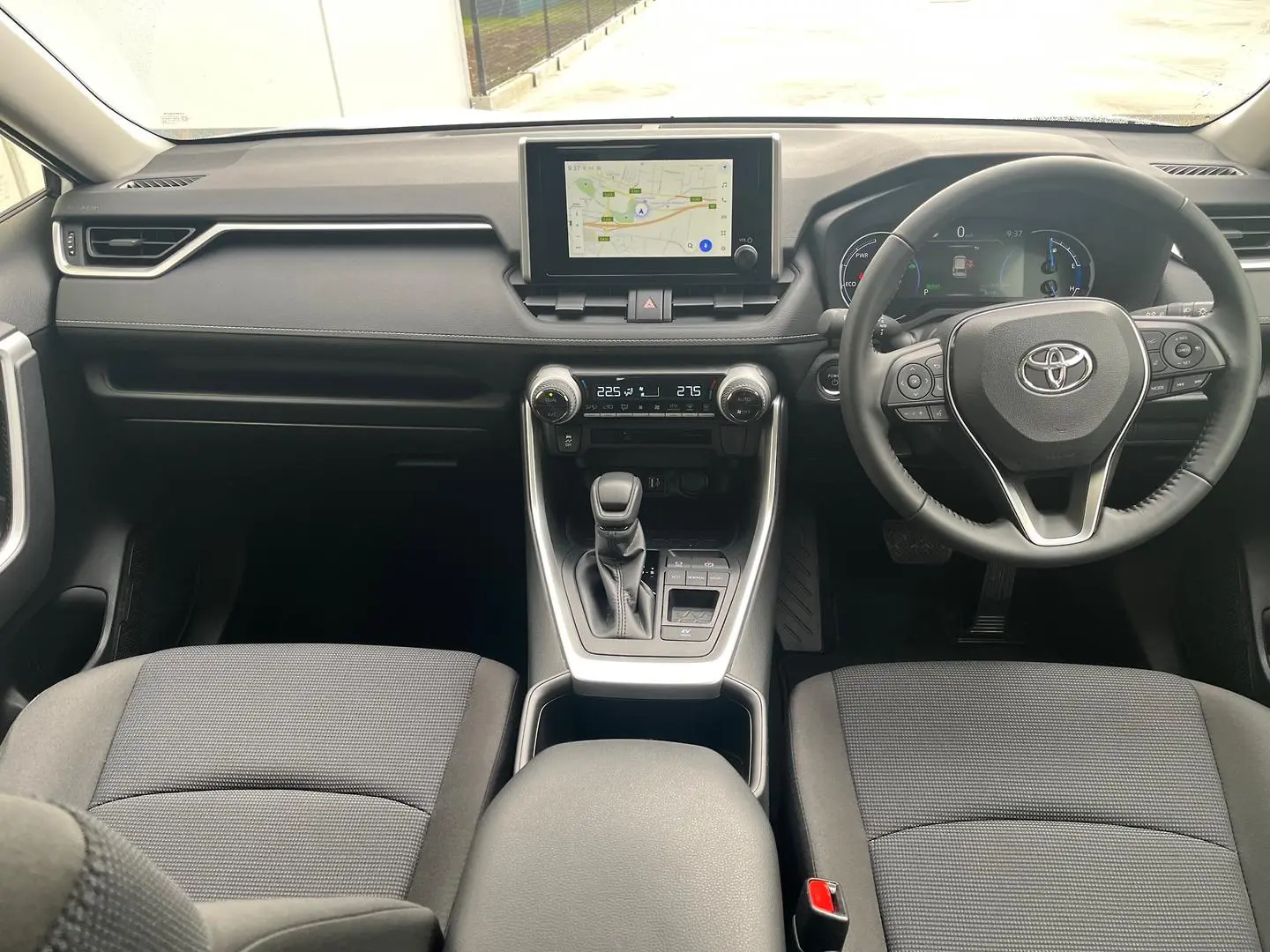 2024 Toyota RAV4 Gallery Image 16