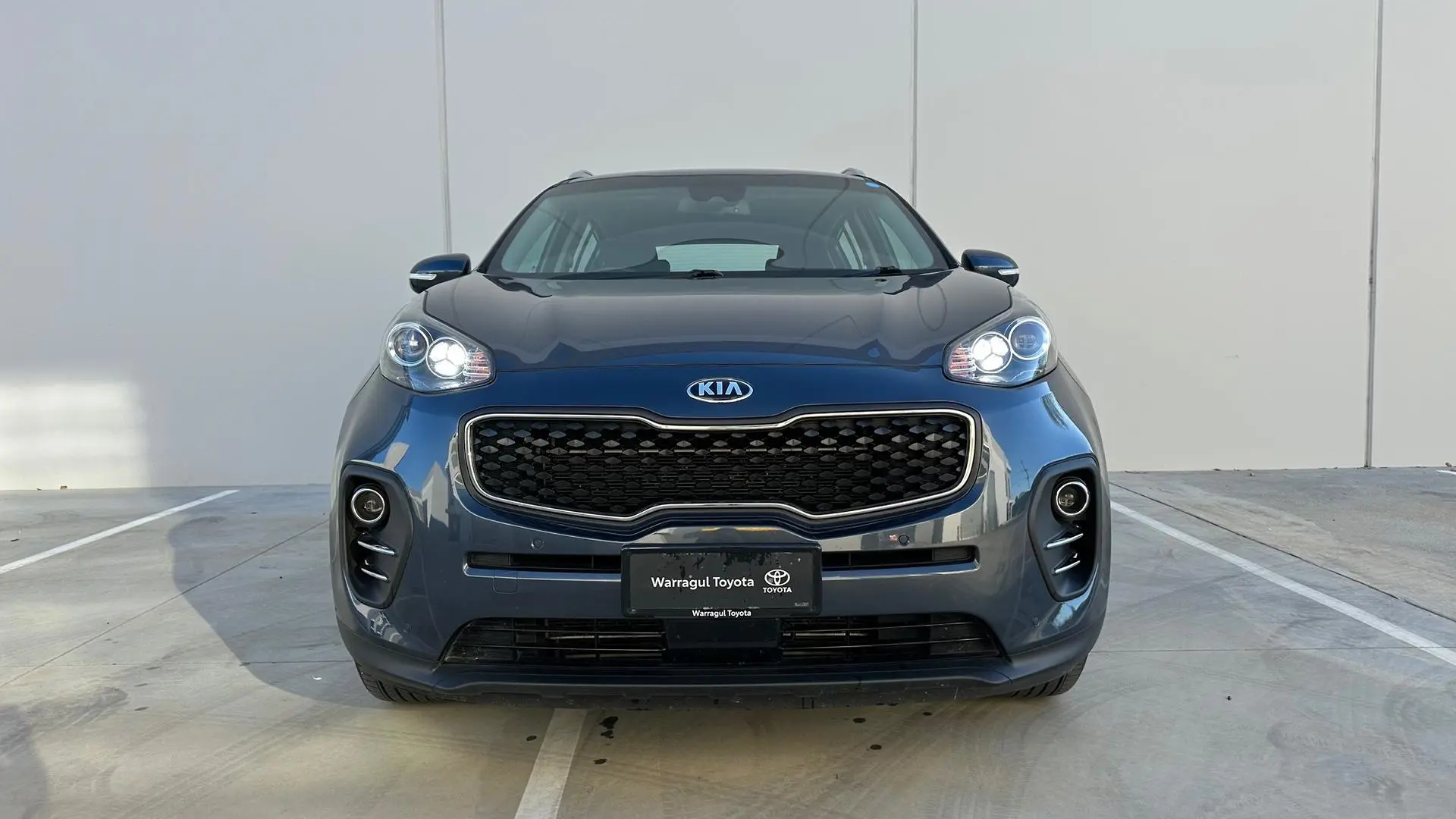 2018 Kia Sportage Gallery Image 2