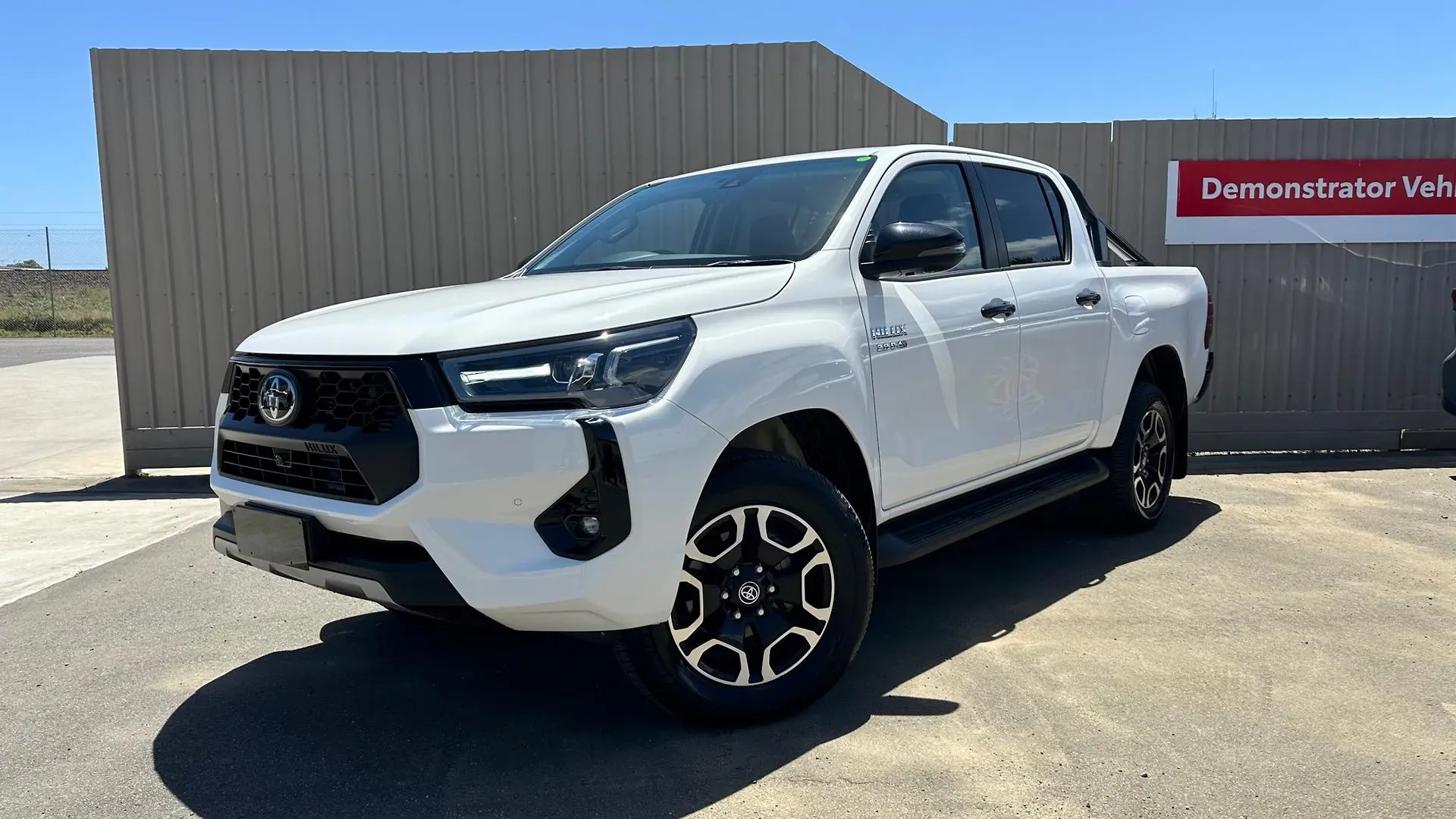 2024 Toyota Hilux Gallery Image 3