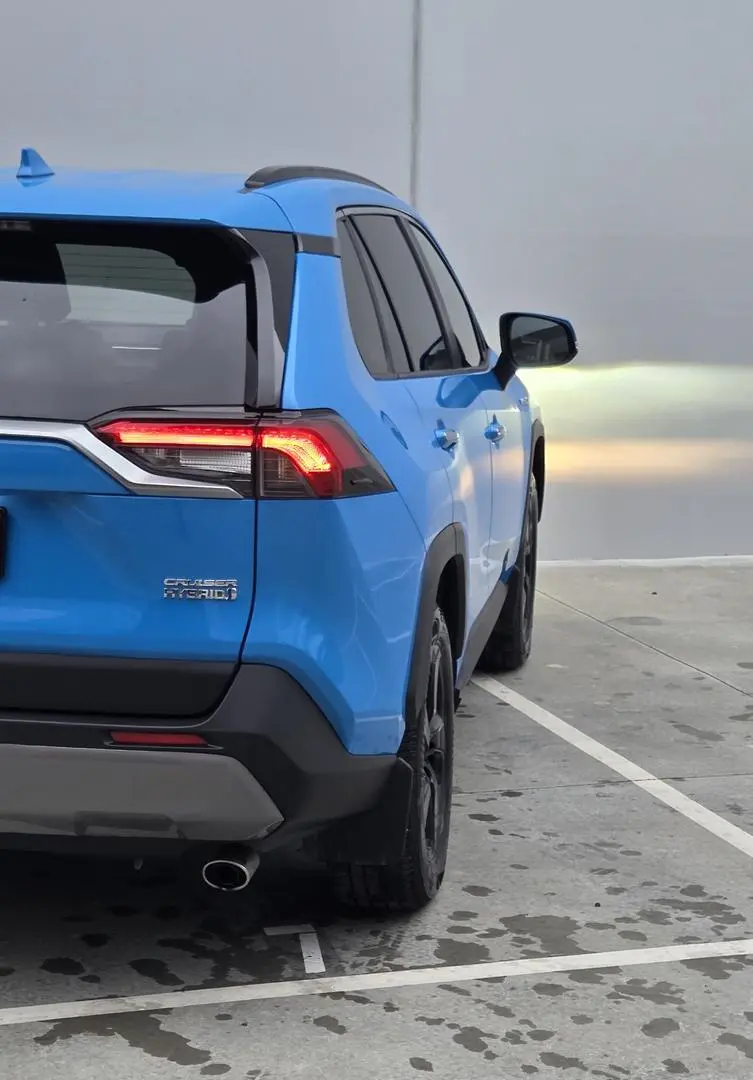 2021 Toyota RAV4 Gallery Image 22