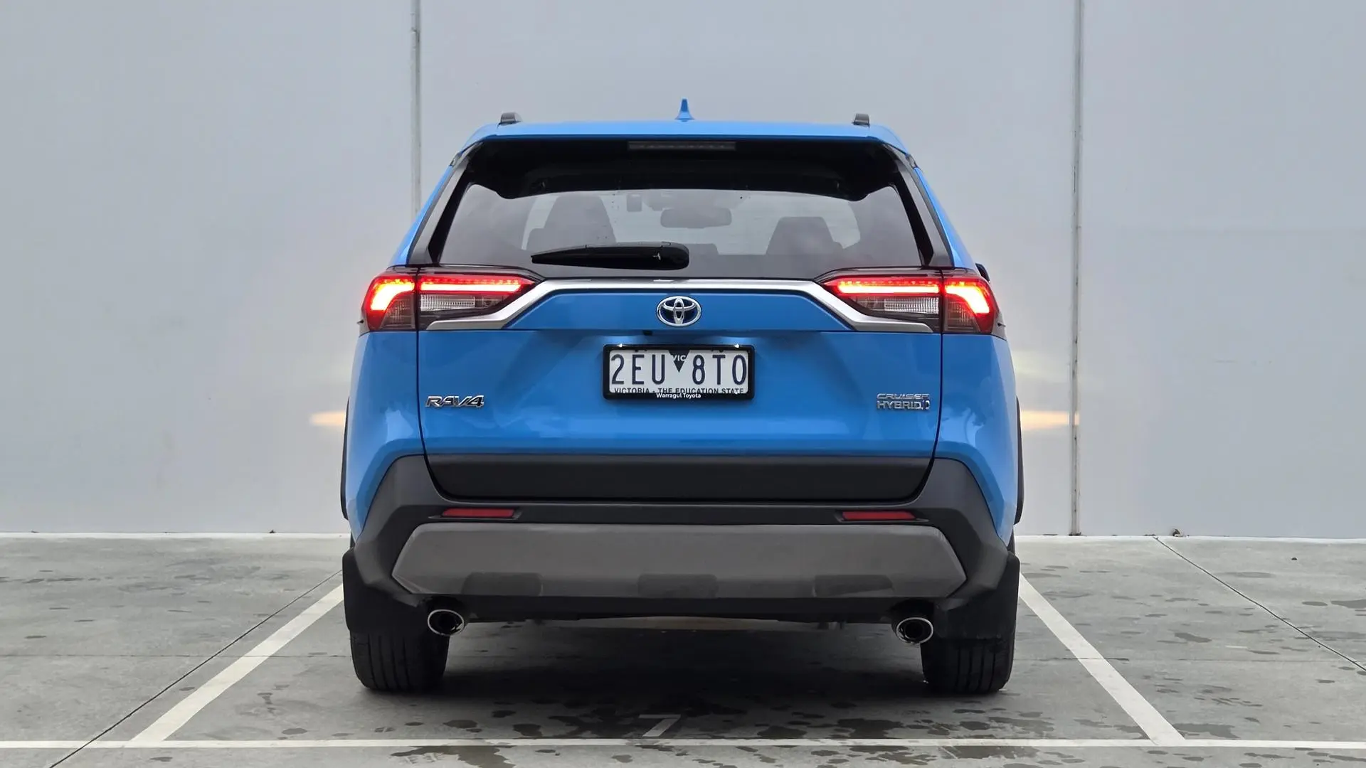 2021 Toyota RAV4 Gallery Image 6