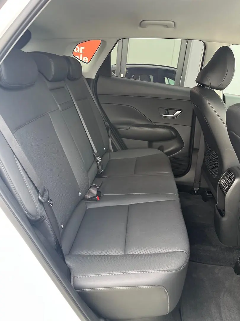 2024 Hyundai Kona Gallery Image 14