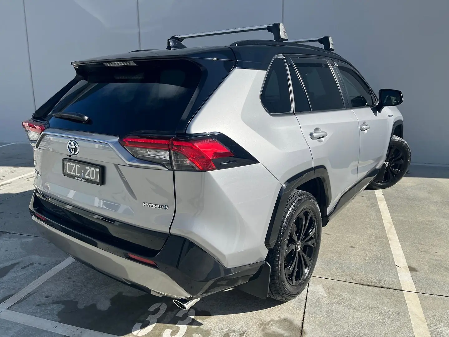2024 Toyota RAV4 Gallery Image 13