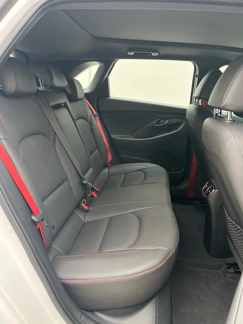 2021 Hyundai i30 Gallery Image 15