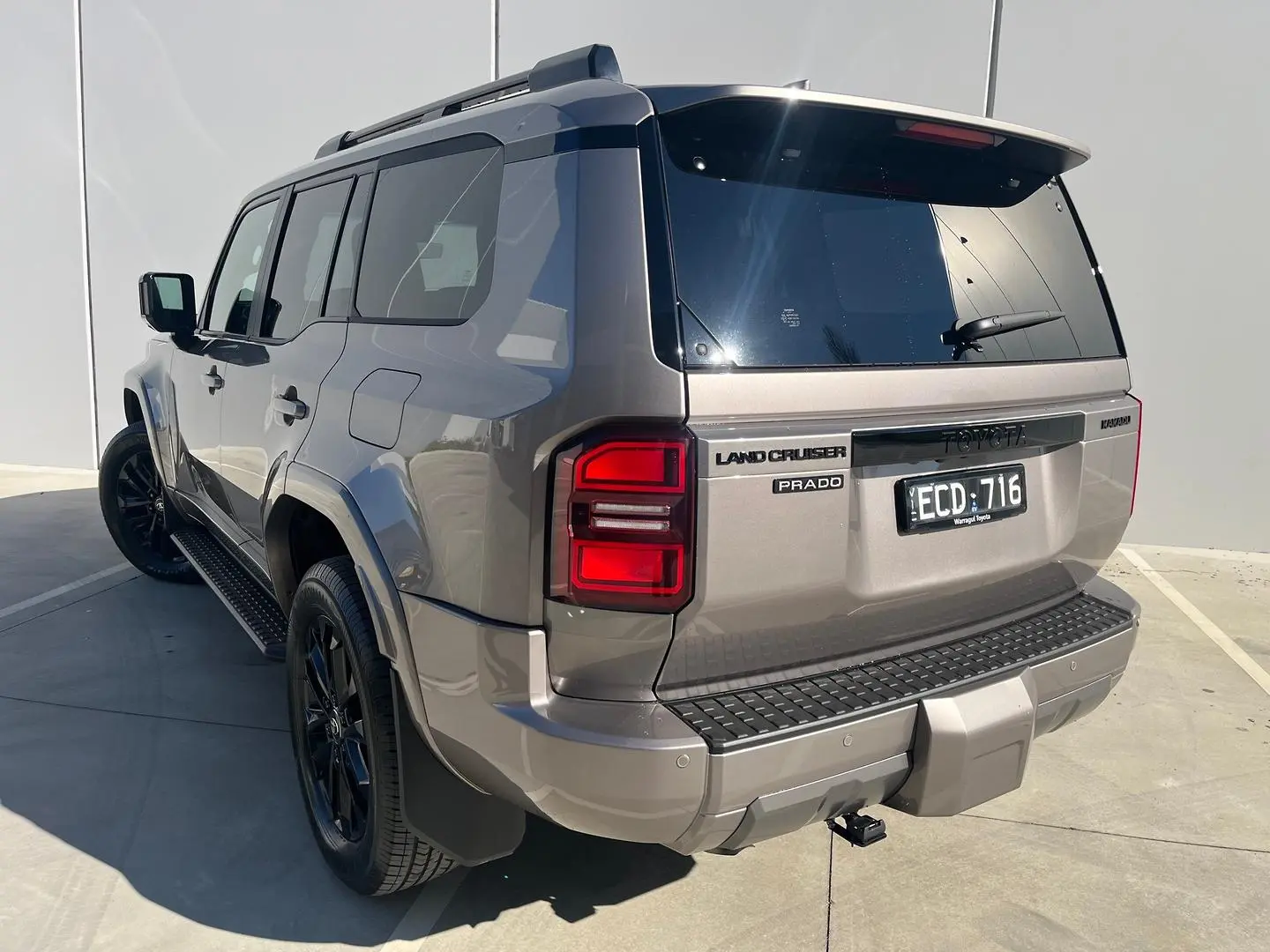 2026 Toyota Landcruiser Prado Gallery Image 10