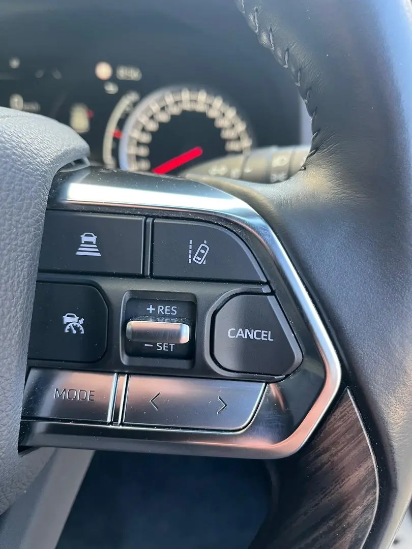2021 Toyota Landcruiser Gallery Image 27