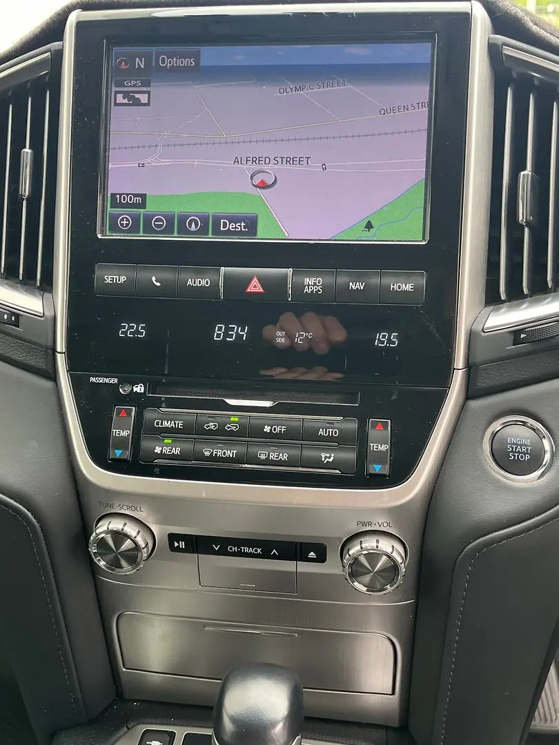 2020 Toyota Landcruiser Gallery Image 24