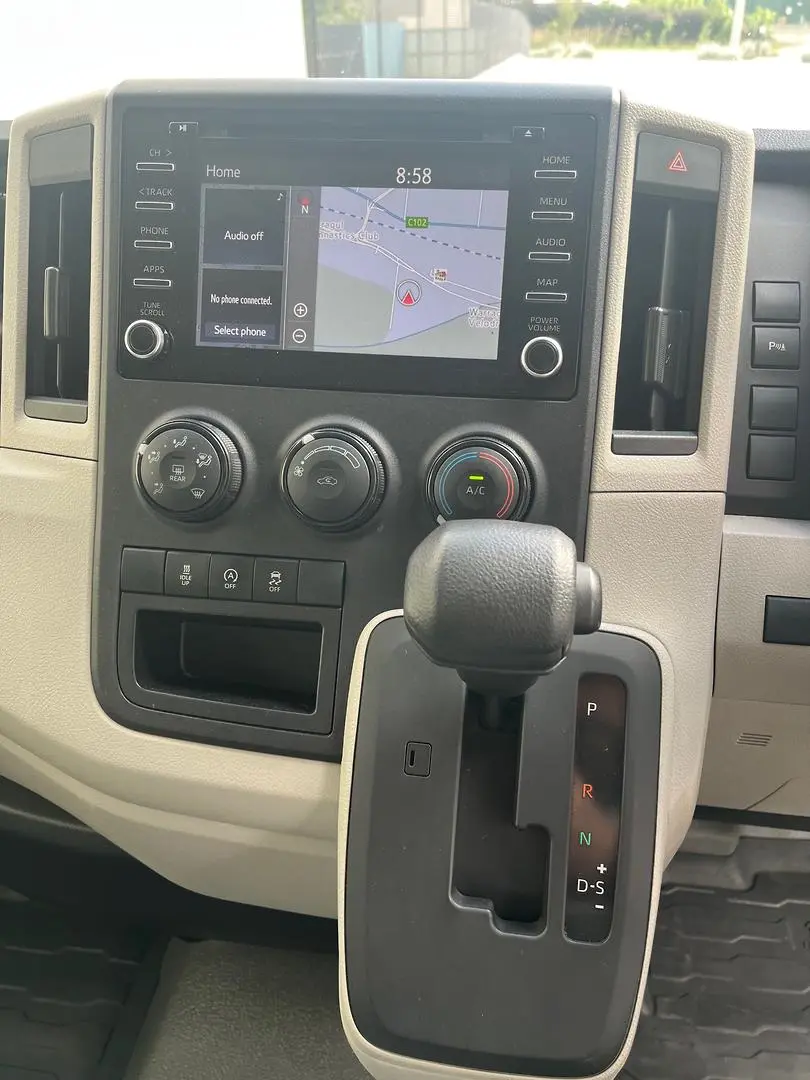 2019 Toyota Hiace Gallery Image 17