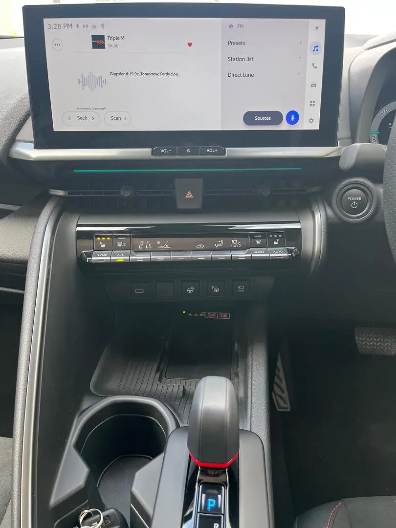 2025 Toyota C-HR Gallery Image 19