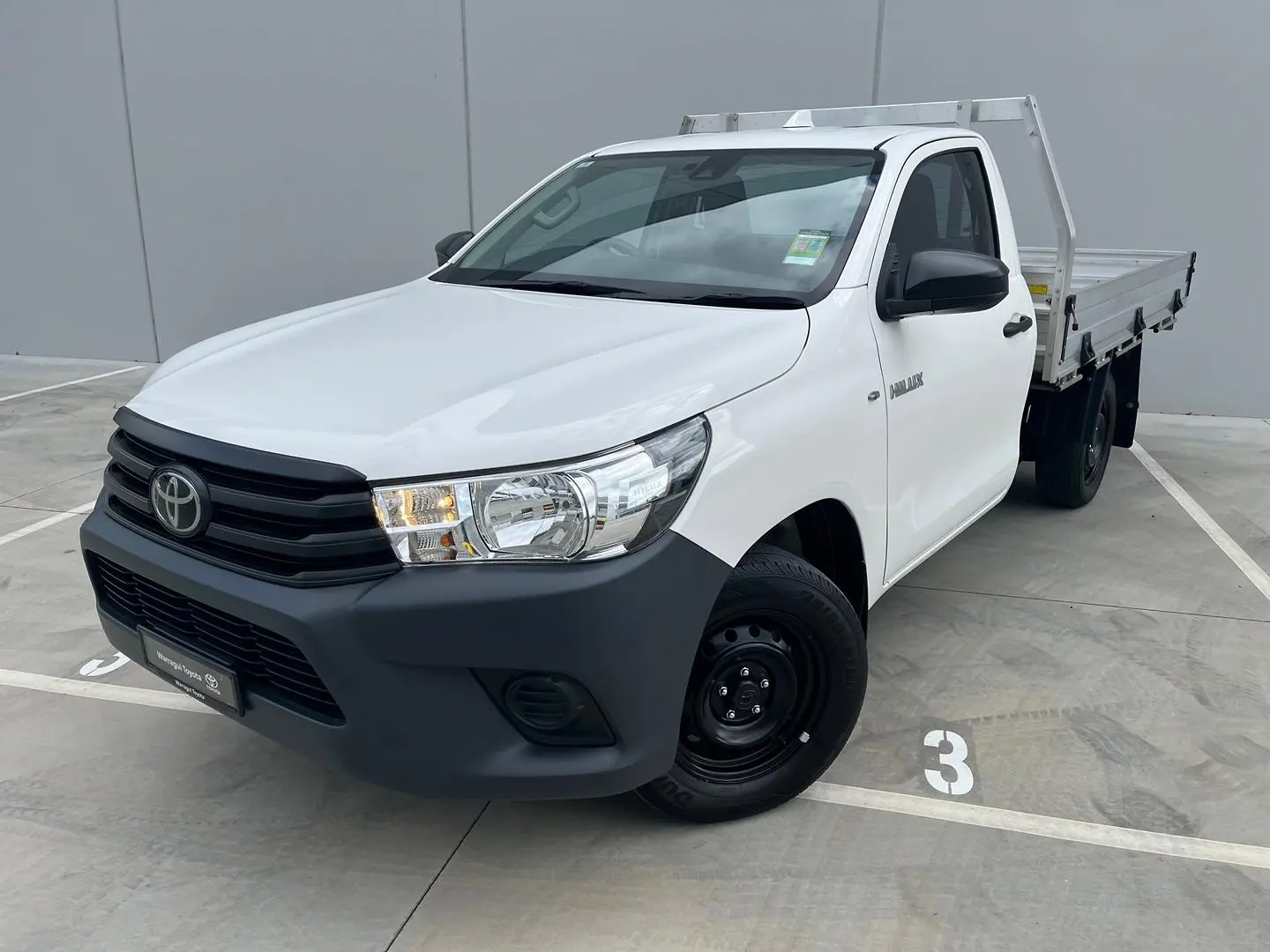 2022 Toyota Hilux Gallery Image 3