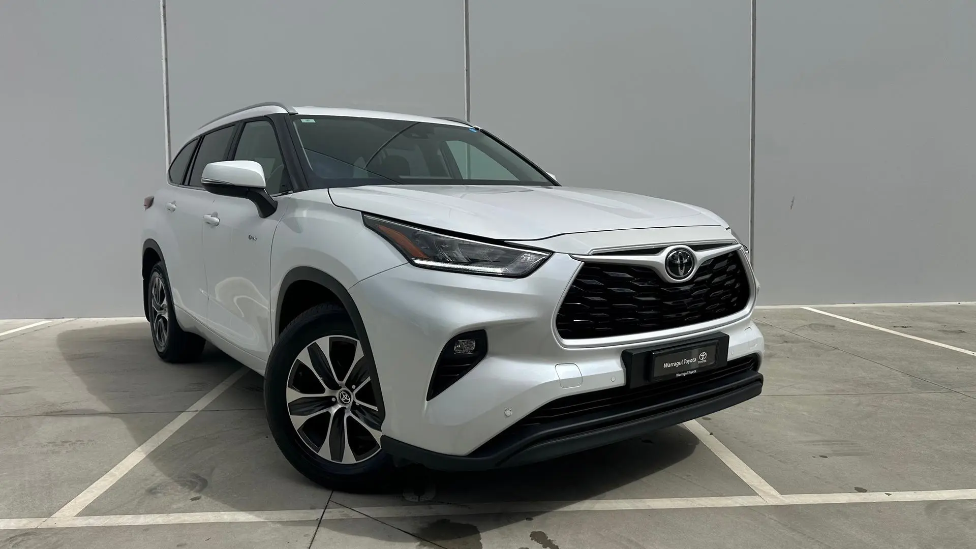 2025 Toyota Kluger Gallery Image 1