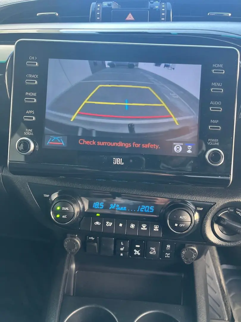 2023 Toyota Hilux Gallery Image 20