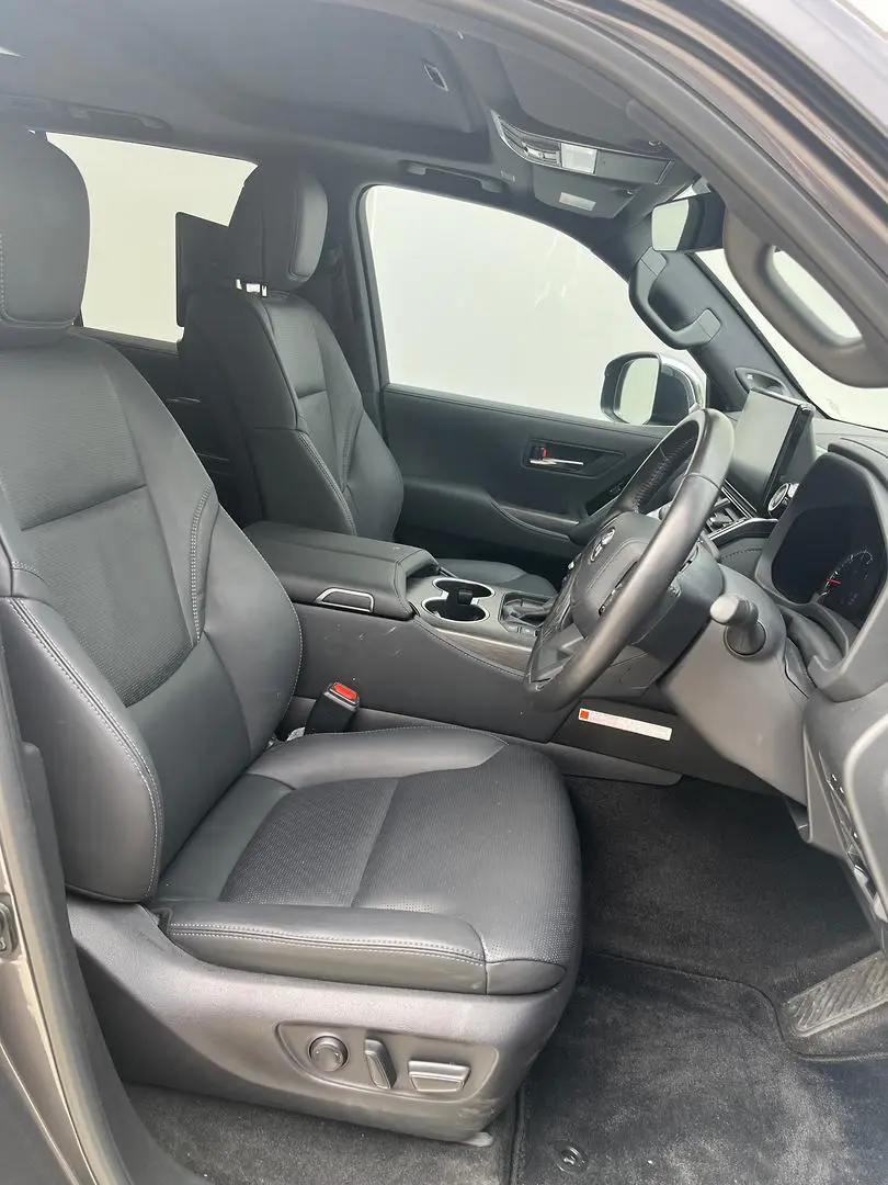 2023 Toyota Landcruiser Gallery Image 18