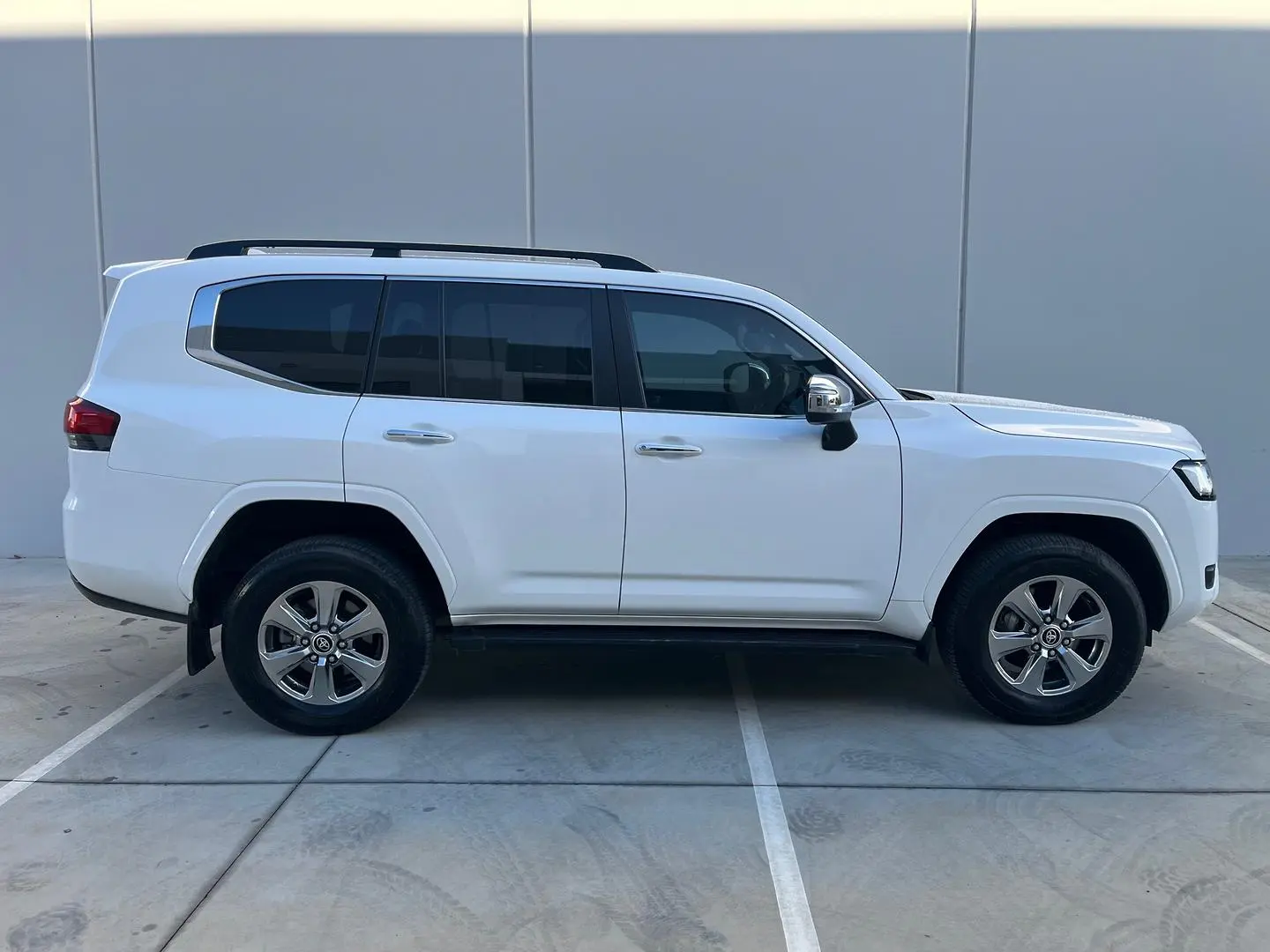 2021 Toyota Landcruiser Gallery Image 28