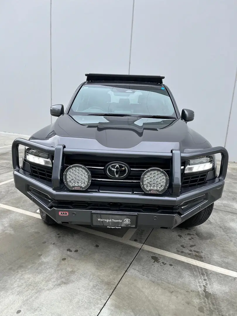 2025 Toyota Landcruiser Gallery Image 2