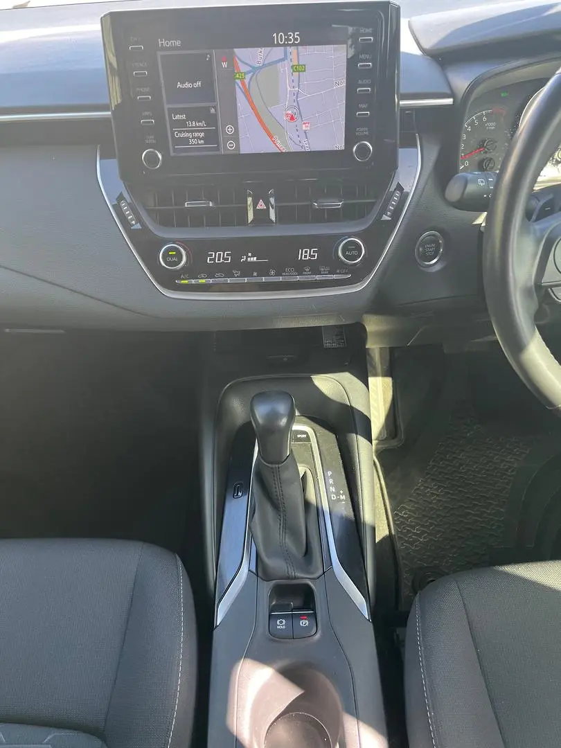 2018 Toyota Corolla Gallery Image 16