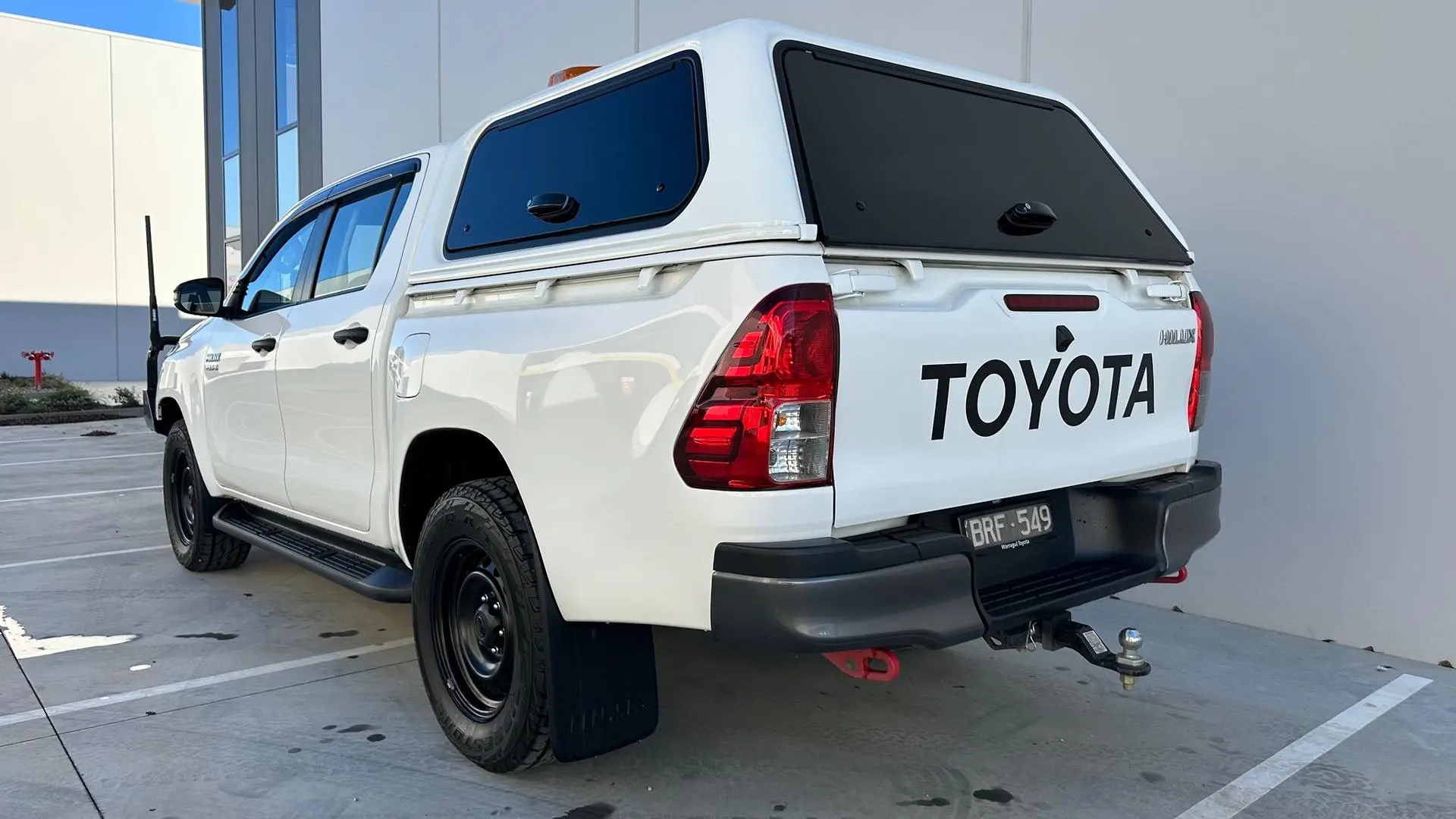 2021 Toyota Hilux Gallery Image 7