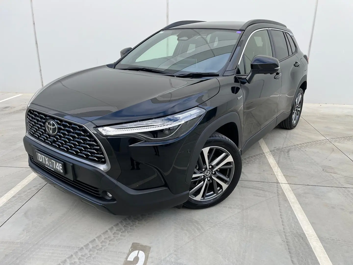 2025 Toyota Corolla Cross Gallery Image 3