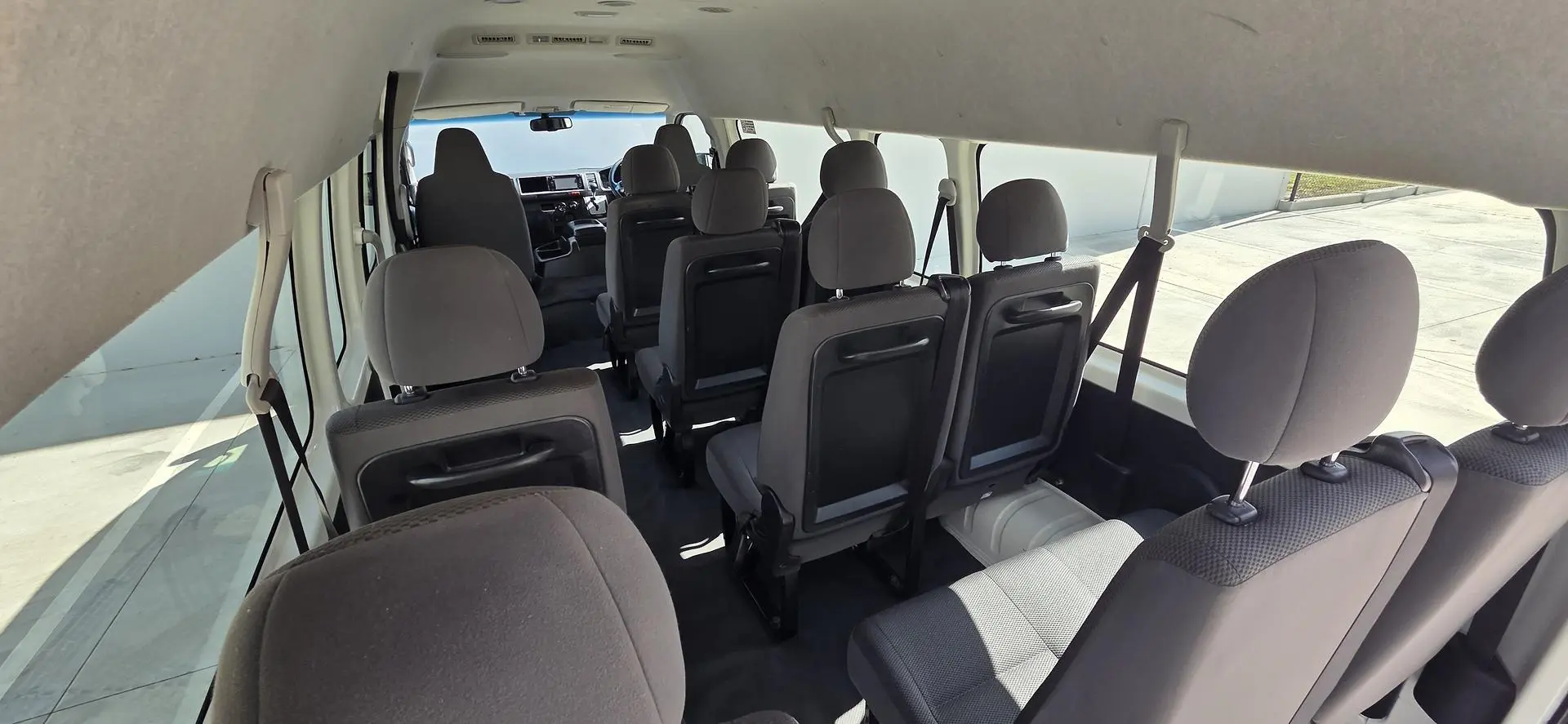 2017 Toyota Hiace Gallery Image 14