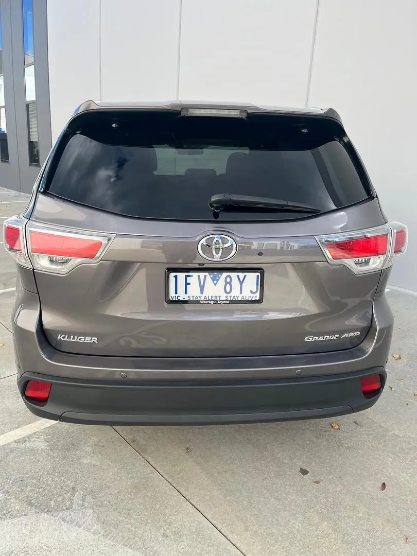 2015 Toyota Kluger Gallery Image 10