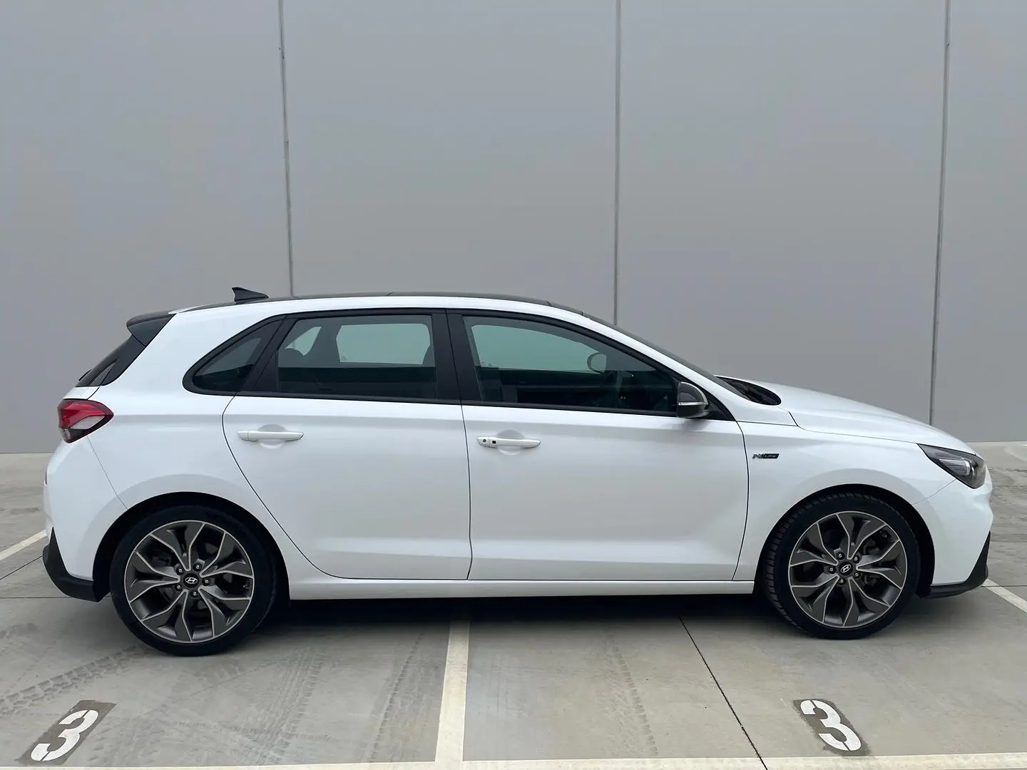 2021 Hyundai i30 Gallery Image 14