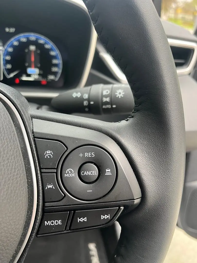 2025 Toyota Corolla Gallery Image 24