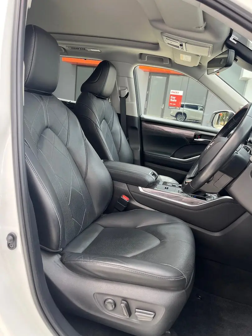 2021 Toyota Kluger Gallery Image 17