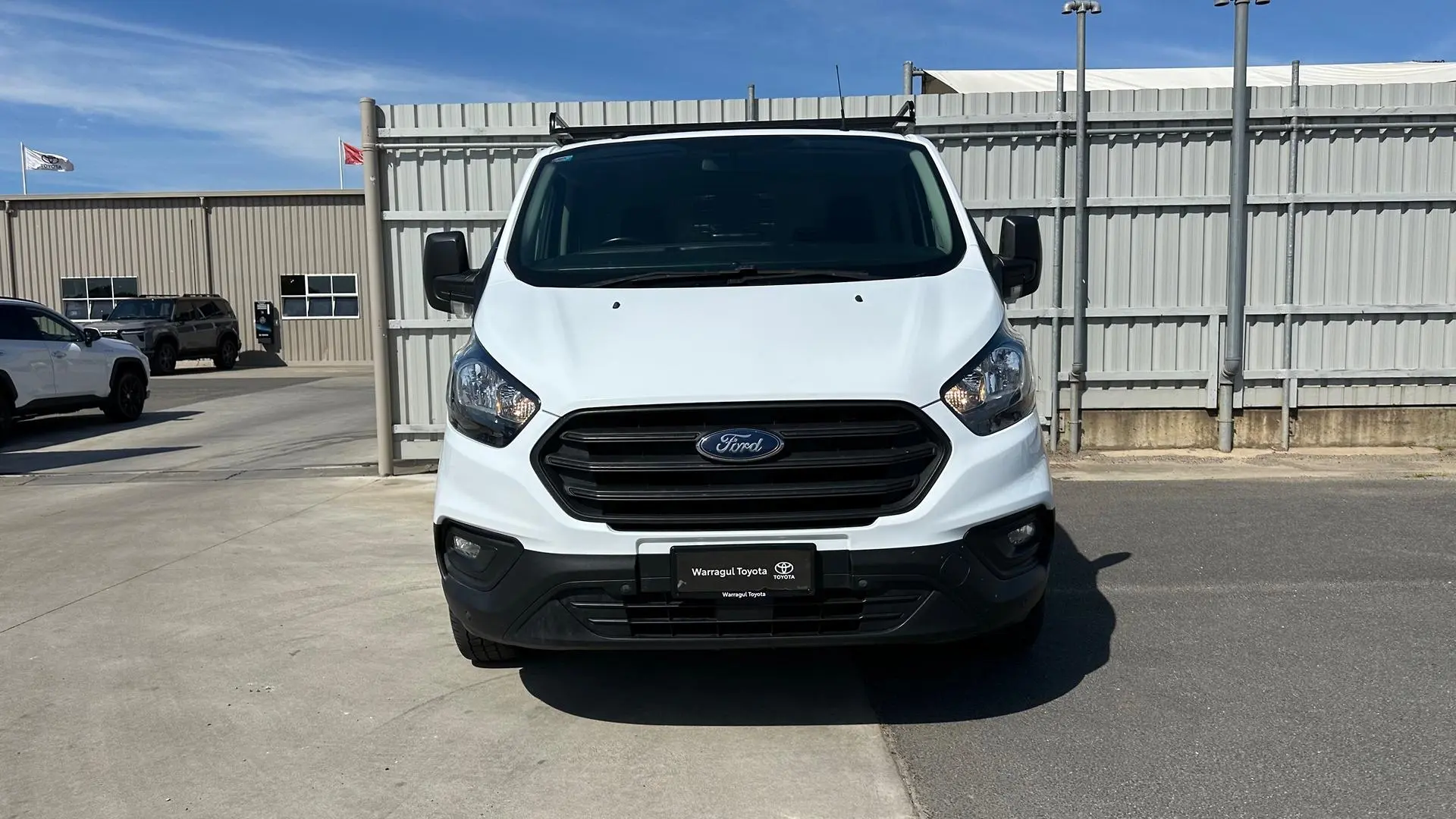 2018 Ford Transit Custom Image 2