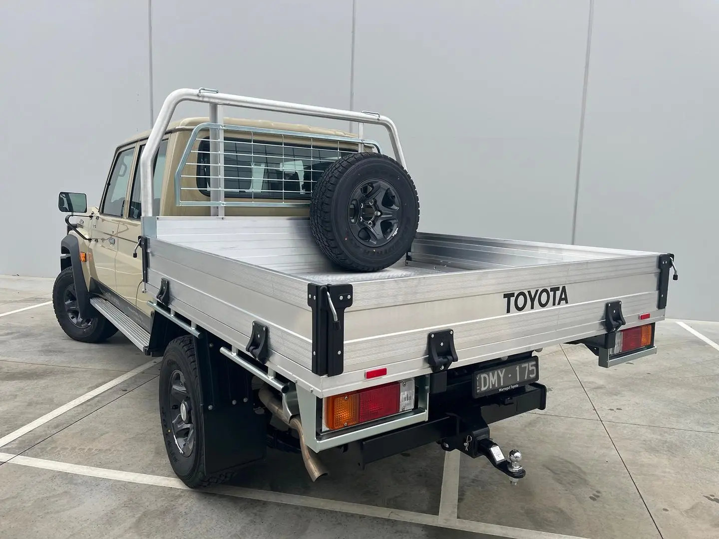 2025 Toyota Landcruiser Gallery Image 8