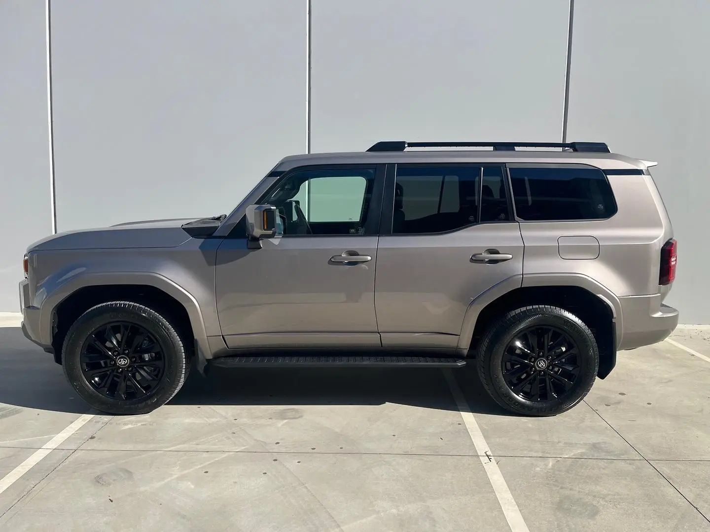 2026 Toyota Landcruiser Prado Gallery Image 4