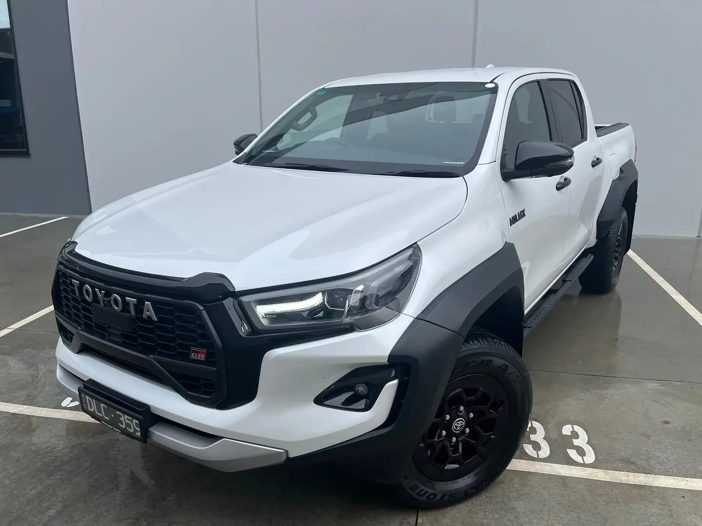 2024 Toyota Hilux Gallery Image 3